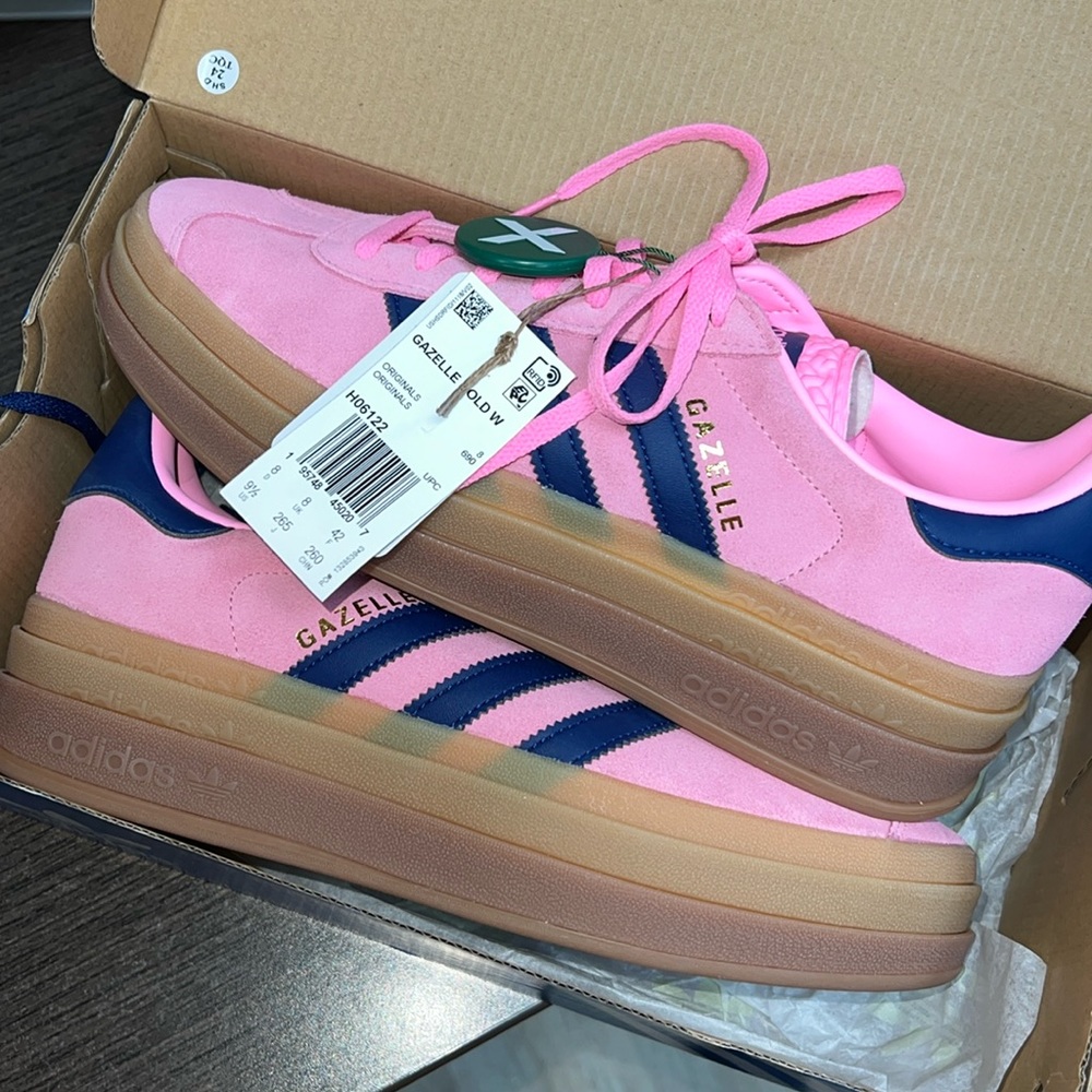 Adidas Pink Glow Gazelle 9.5womens